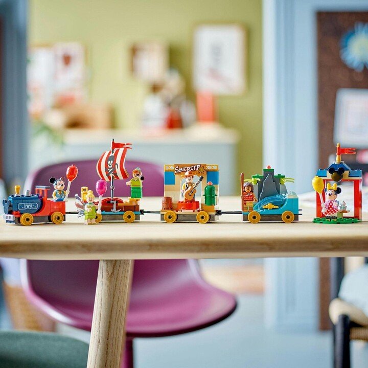 LEGO Disney Festive Train Set, 200 Pieces - Thumbnail 5