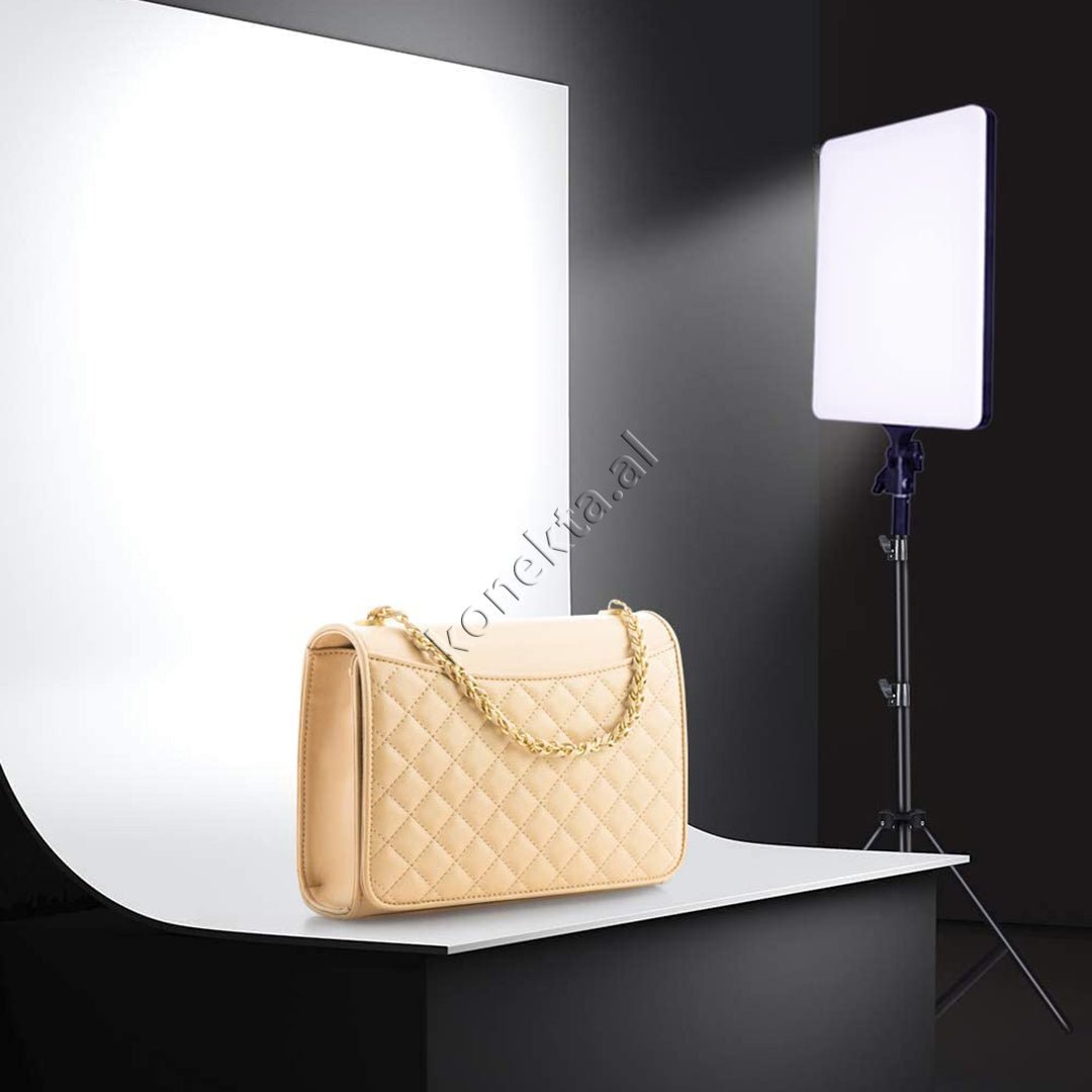 tjetertjeter Tripod, LED Light 18.5" - Image 1