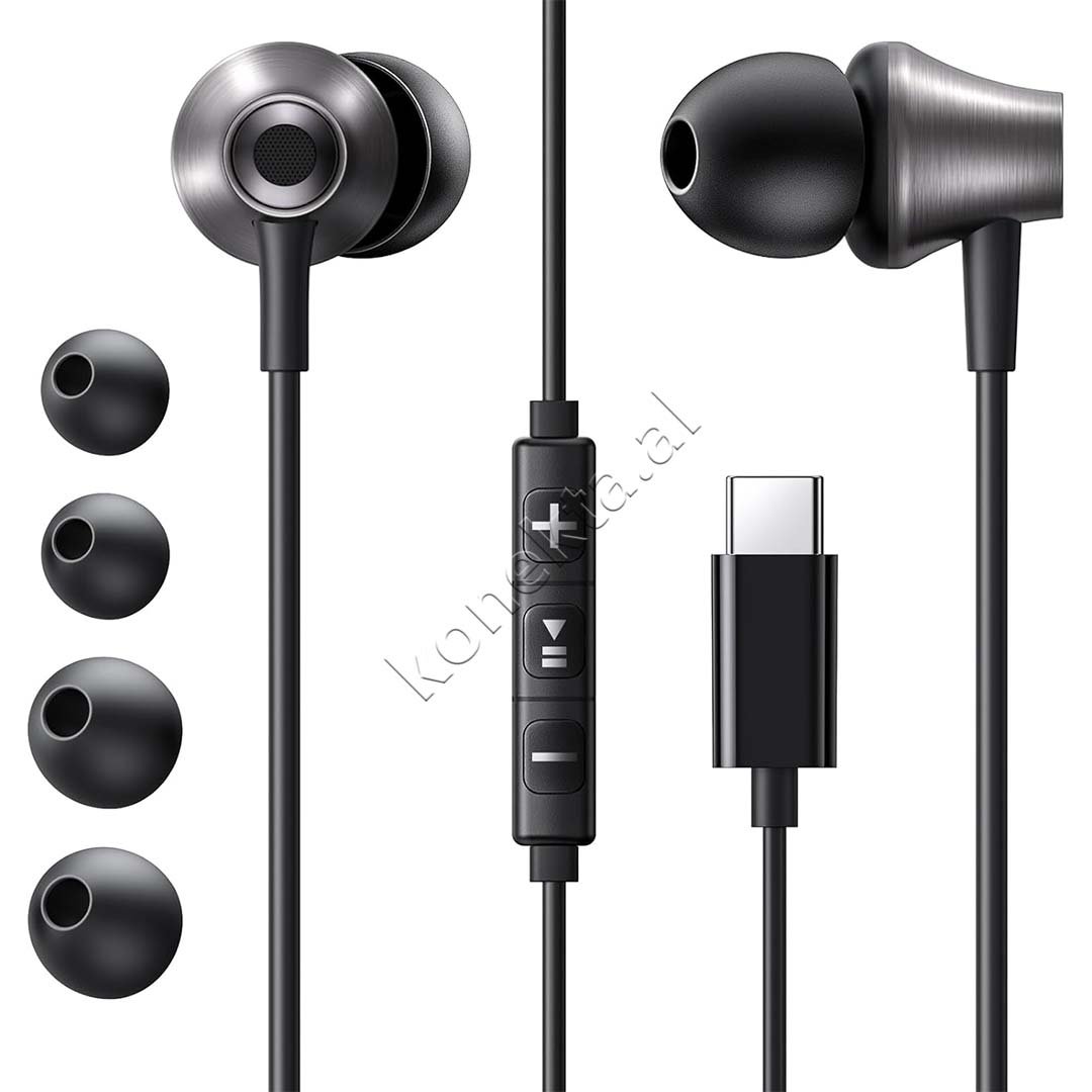 UGreen Type-C Audio Cable Earphones, Black - Image 1