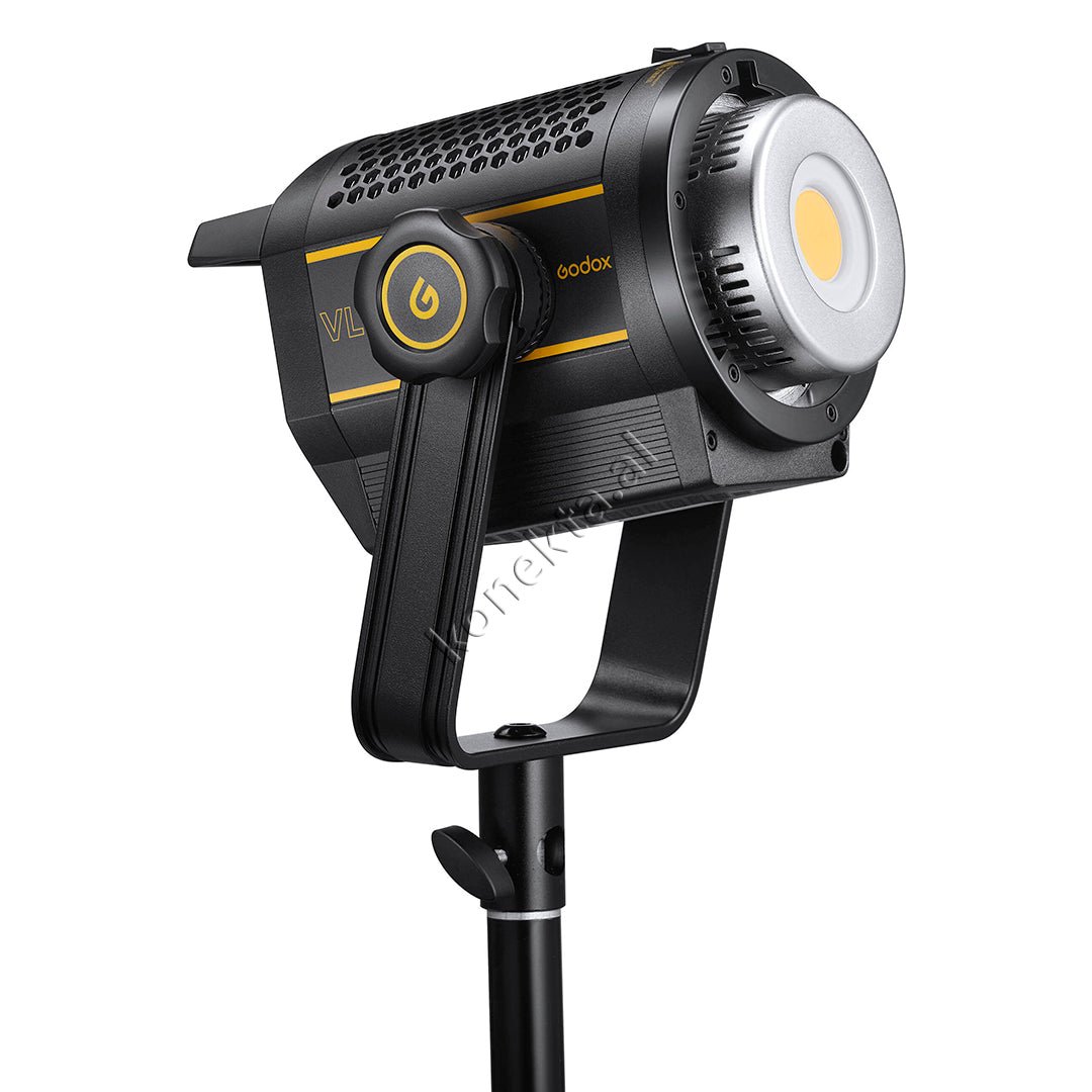 Godox 200W LED Light with Reflector - Thumbnail 5