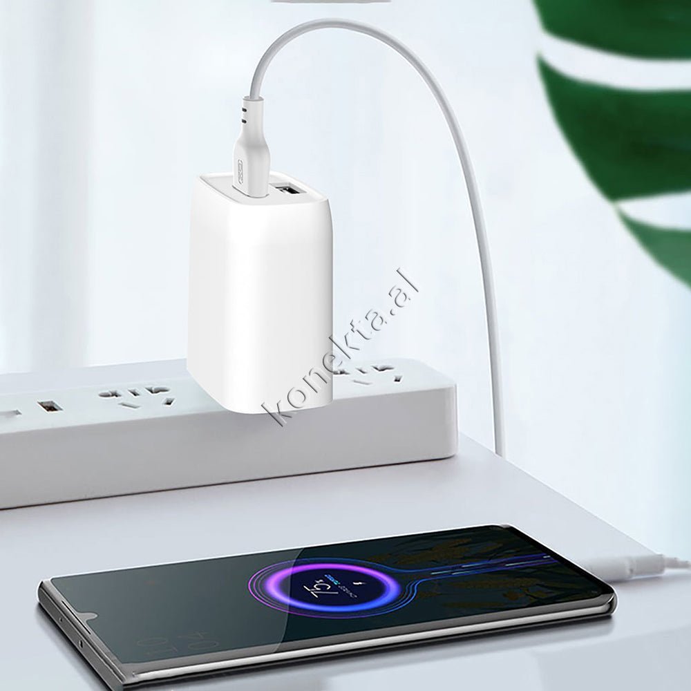 XO Adaptor Karikimi Me Dy Porta, E Bardhe - Image 1