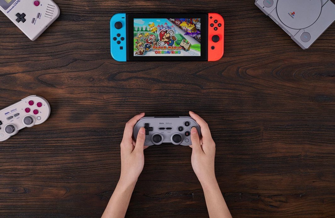 8BitDo SN30 Pro Controller, Wireless, Grey - Thumbnail 2