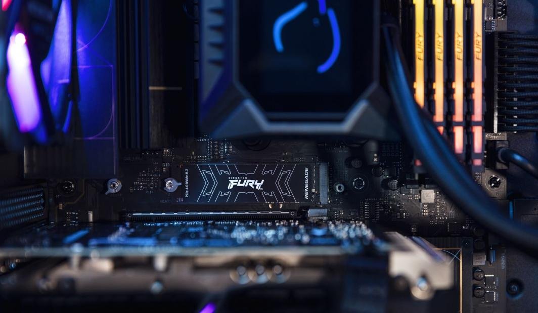 Kingston Fury Renegade SSD, 2TB, M.2 2280 PCI-E x4 Gen4 NVMe - Thumbnail 7