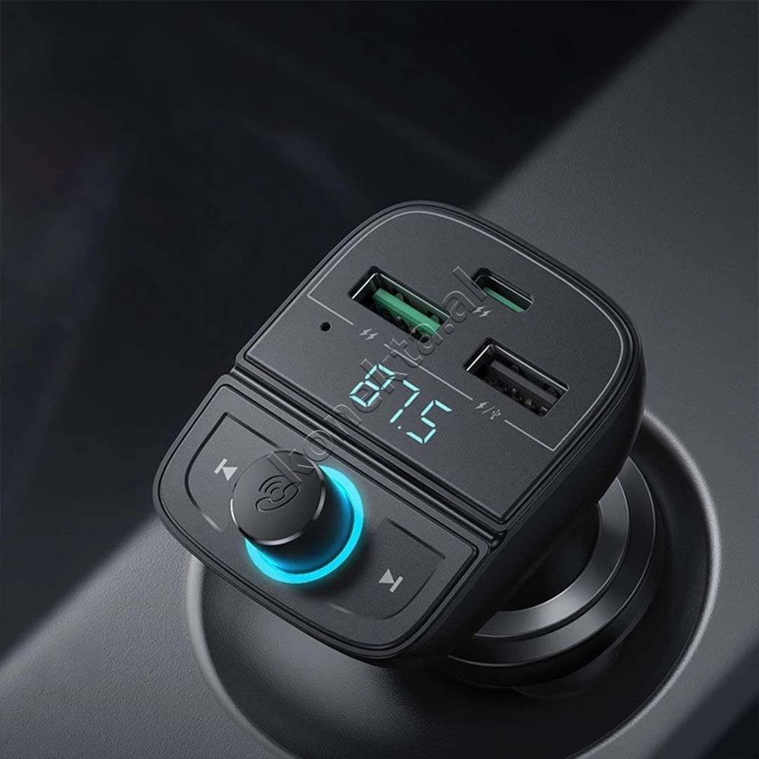 UGreen Car Charger MP3 Adapter with 4 Ports - Thumbnail 3