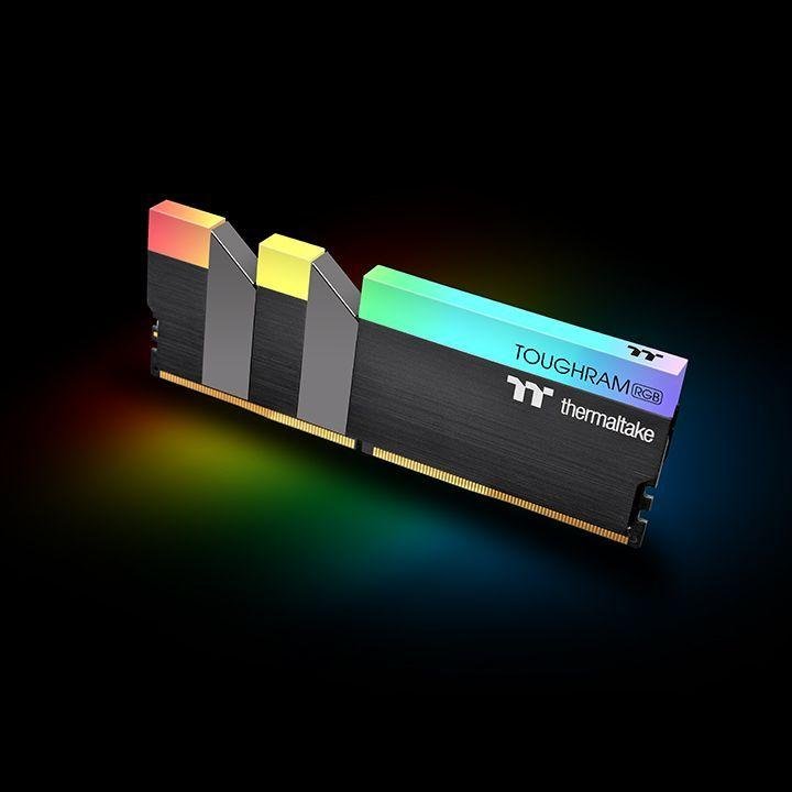 Thermaltake Toughram RGB Memory, DDR4, 16 GB, 4400 MHz, CL19 - Thumbnail 4