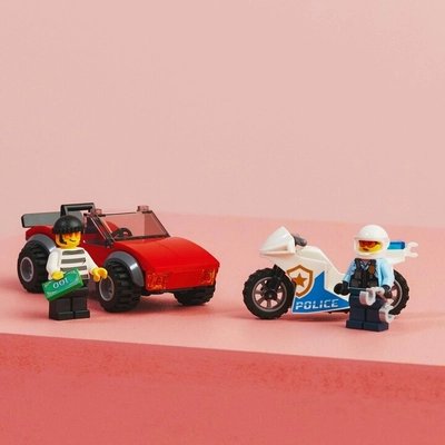 LEGO City 60392 Set, 59 Pieces - Thumbnail 4