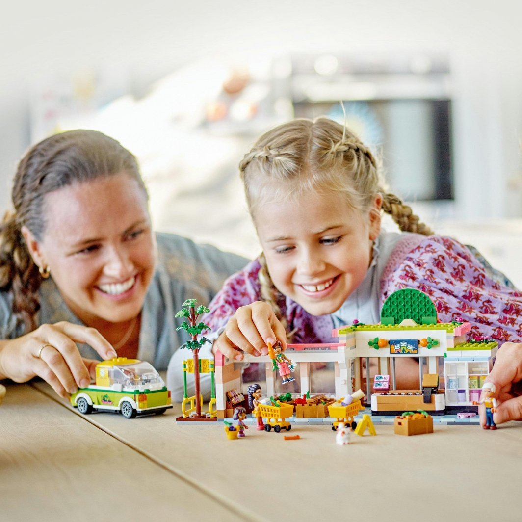 LEGO Friends 41729 Organic Food Shop, 830 Pieces - Thumbnail 2