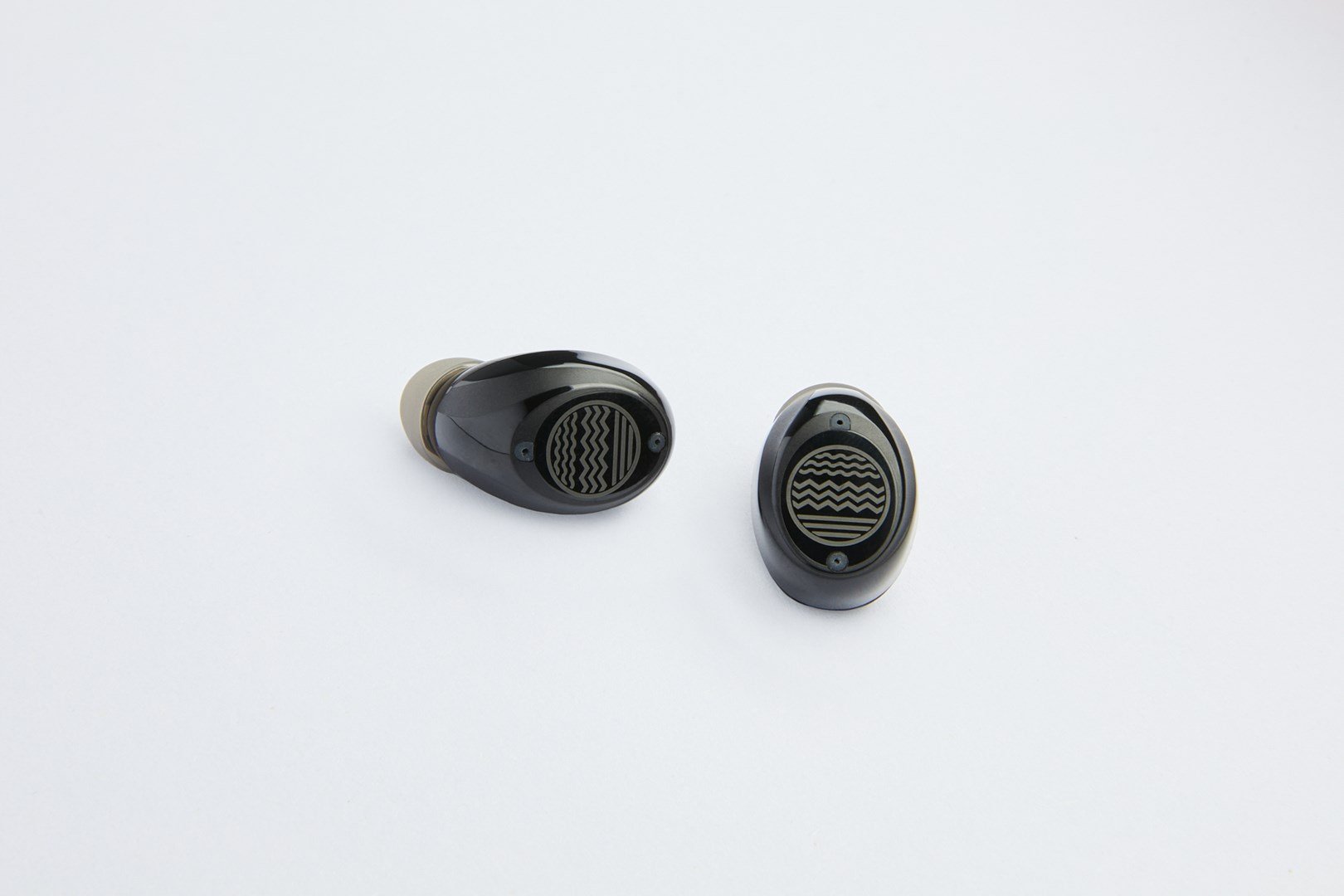 Our Pure Planet Platinum Earbuds, Wireless, Black - Thumbnail 3
