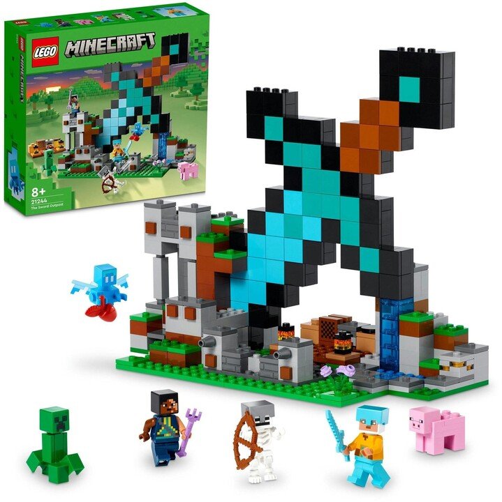 LEGO Minecraft 21244 Knight's Base, 427 pieces - Image 1