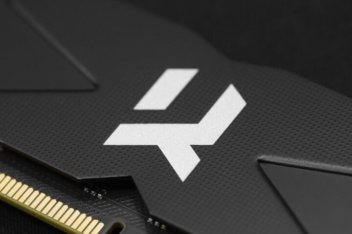 GOODRAM IRDM RAM 32GB DDR5 5600Mhz CL30 - Thumbnail 3