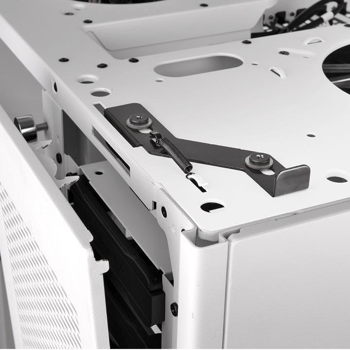 Thermaltake The Tower 900 Snow Edition Case, Full Tower - Thumbnail 14