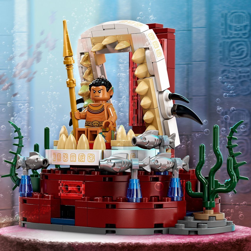 LEGO Marvel 76213 King Namor's Throne Room Set, 355 Pieces - Thumbnail 2