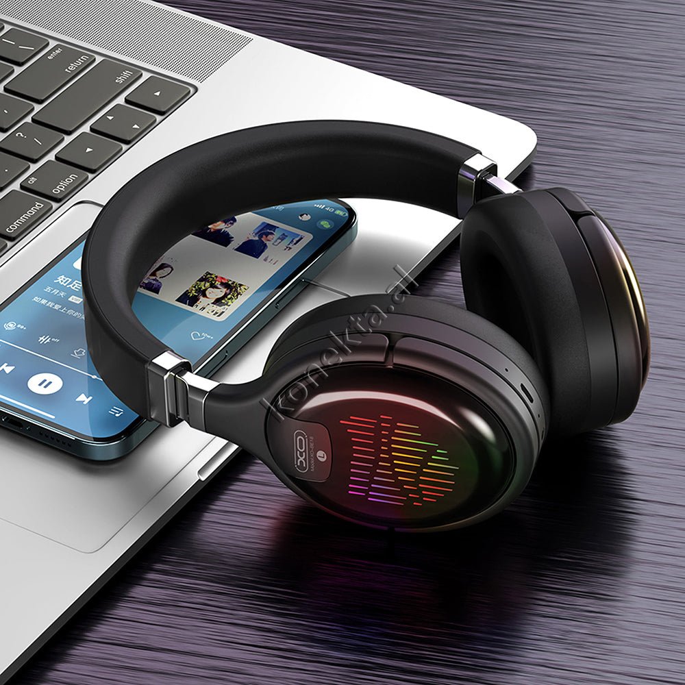 XO Headphones with Bluetooth V5.0 and Light - Thumbnail 3