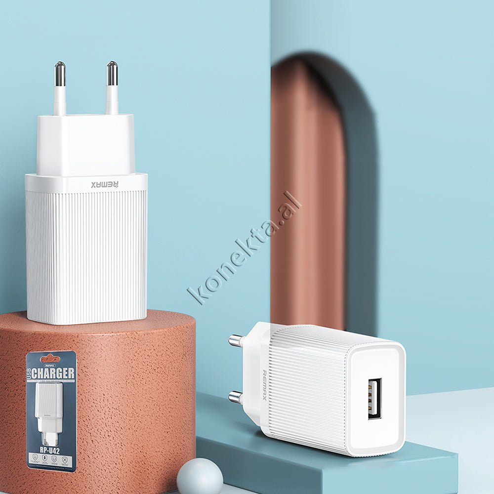 REMAX USB Charger, White, 2.1A, Dual USB Ports - Thumbnail 3