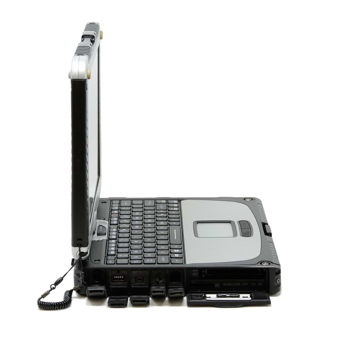 Panasonic Toughbook CF-33 Laptop, 12" Touchscreen, Core i5-7300U, 8GB RAM, 256GB Storage, Pre-owned - Thumbnail 7