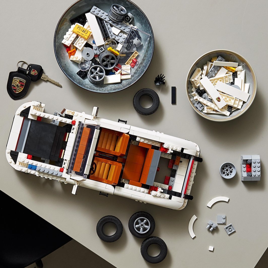 LEGO Creator Expert Porsche 911 (10295) Set - Thumbnail 3