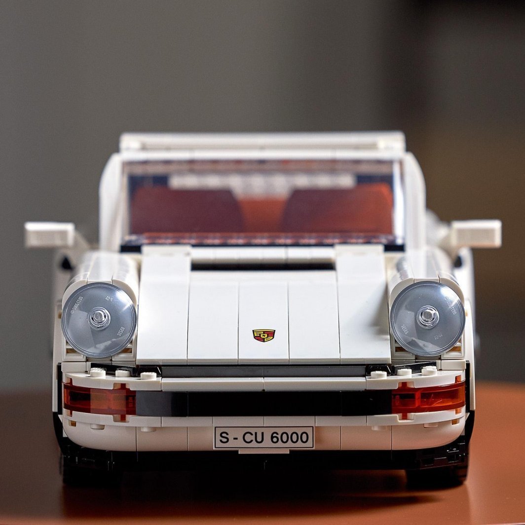 LEGO Creator Expert Porsche 911 (10295) Set - Thumbnail 5