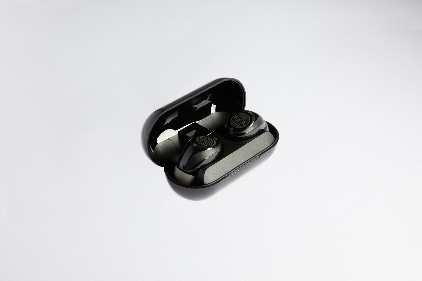 Our Pure Planet Platinum Earbuds, Wireless, Black - Thumbnail 6