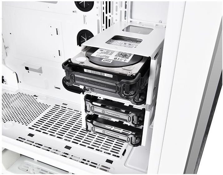 Thermaltake View 71 TG Snow Edition Case, Full Tower - Thumbnail 17