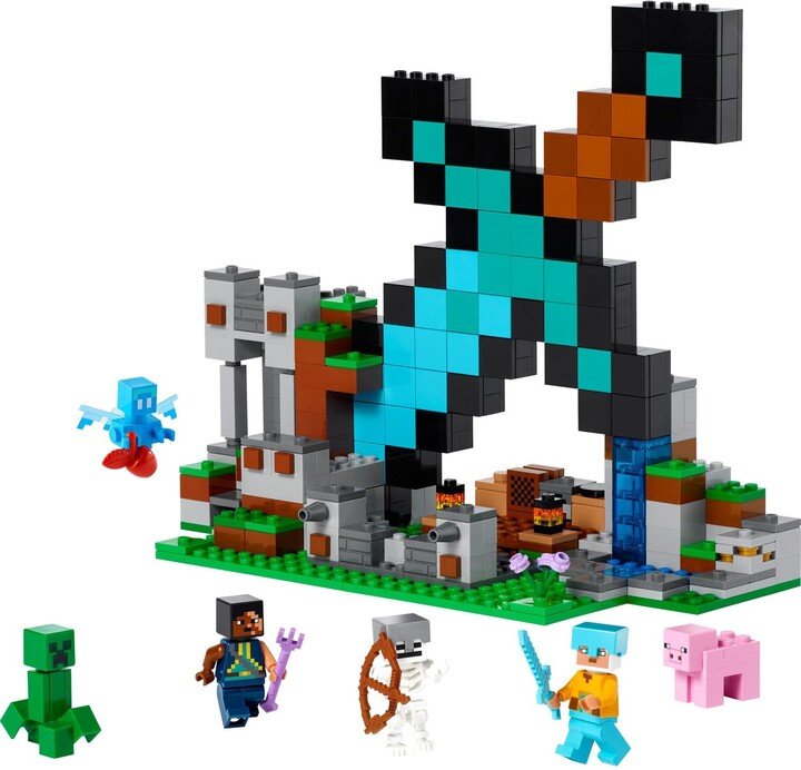 LEGO Minecraft 21244 Knight's Base, 427 pieces - Thumbnail 2