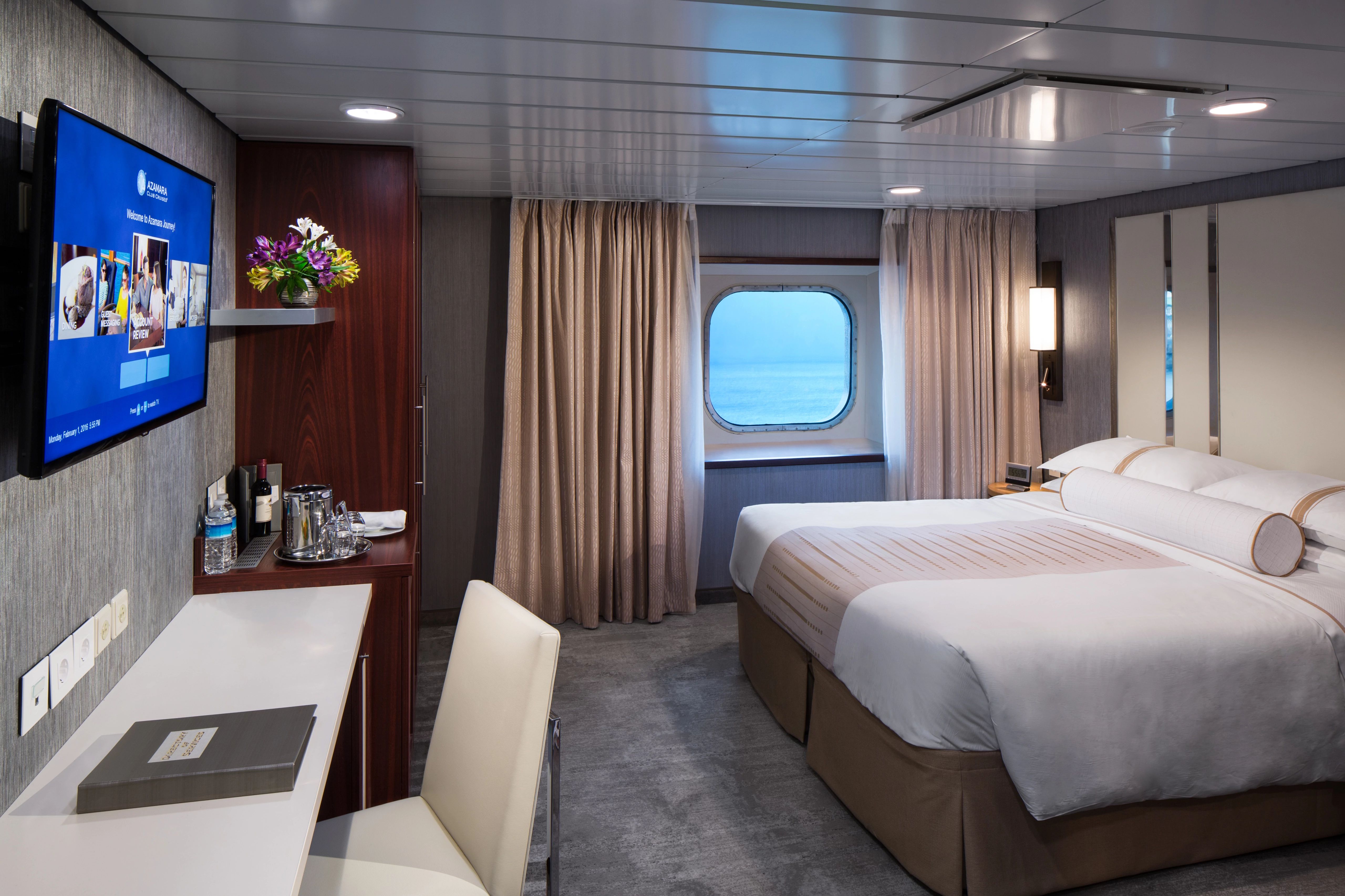 Accessible outside ocean view stateroom