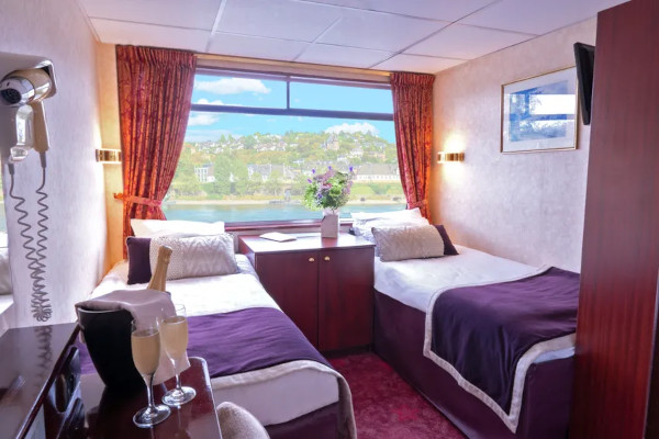 Cat B Stateroom Outside Upper Deck