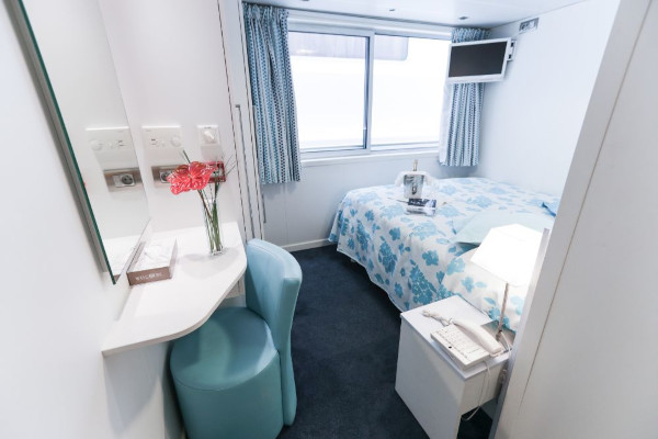 Cat B Stateroom Outside Intermediate Deck Adapted MR