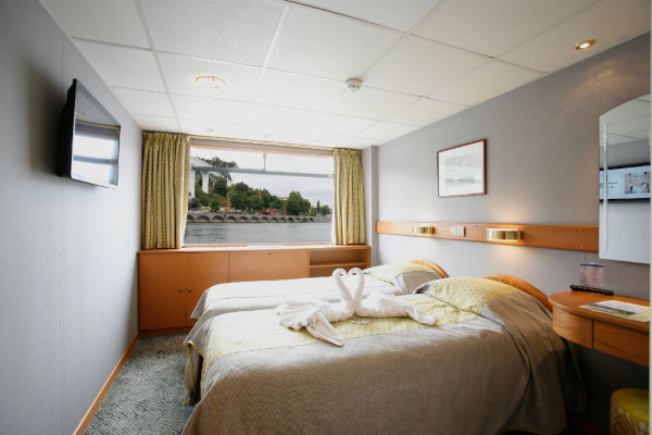 Cat C Stateroom Outside Intermediate Deck