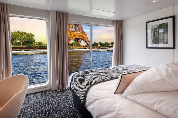 Cat A Stateroom Outside Upper Deck