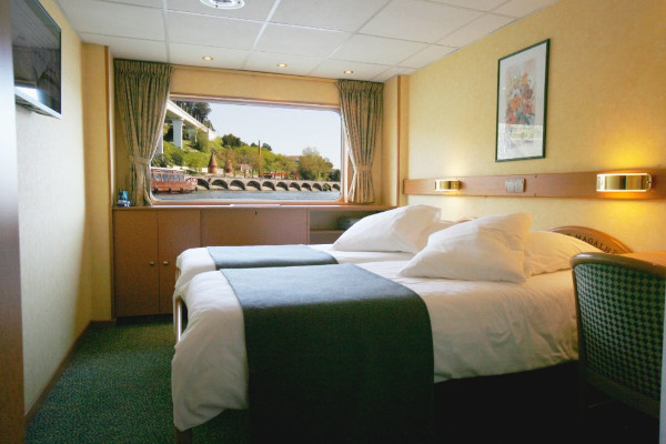 Cat A Stateroom Outside Main Deck
