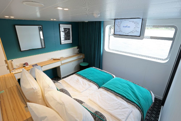 Cat B Stateroom Outside Double Main Deck