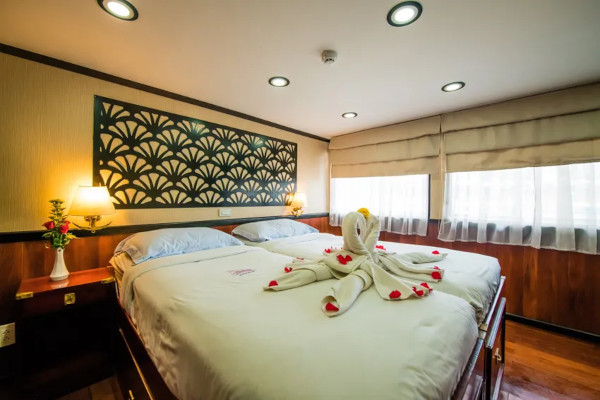 Stateroom Outside Upper Deck
