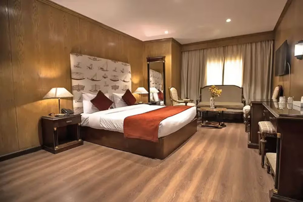 Suite Upper Bridge