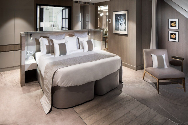 Iconic Suite