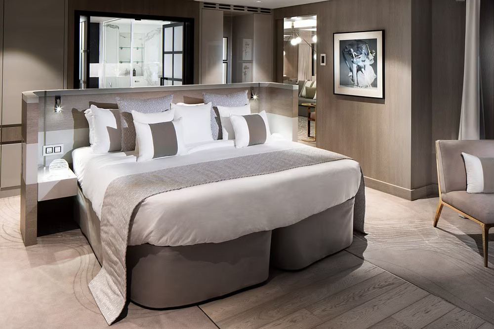 Iconic Suite