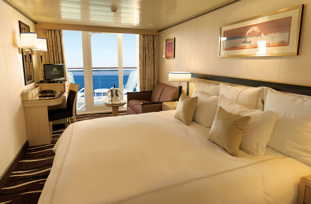 Balcony Club Cabin