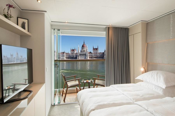 Suite con balcone panoramico Emerald Panorama sulla Emerald Luna