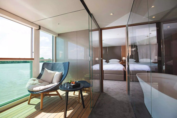 Royal Panorama Suite