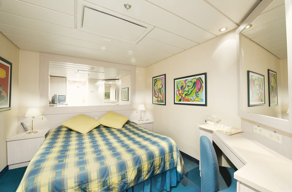 Cabina Junior Inside MSC Lirica