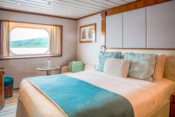 Stateroom with Window E
