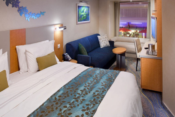 Promenade stateroom connected