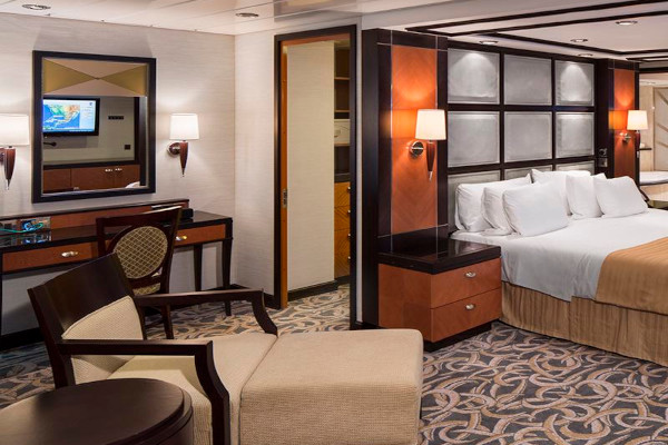 Royal Family Suite with Balcony