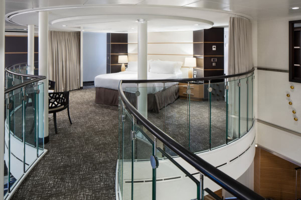 Grand Loft Suite with Balcony
