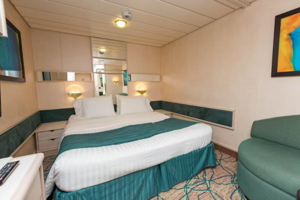 Deluxe Stateroom guaranteed
