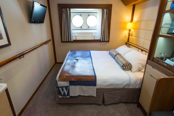 Stateroom Suite Category BX Deluxe