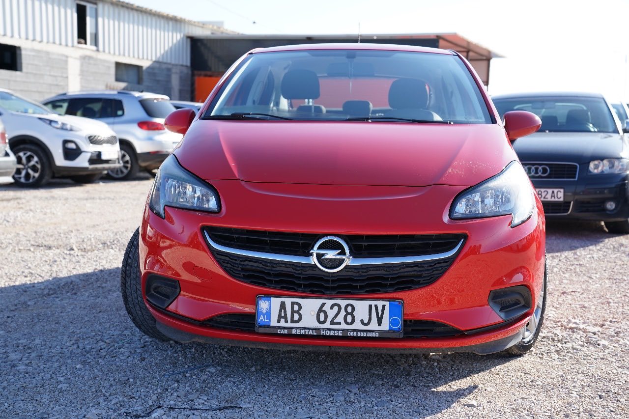 Opel Corsa 2016 E Kuqe ne Tiranë