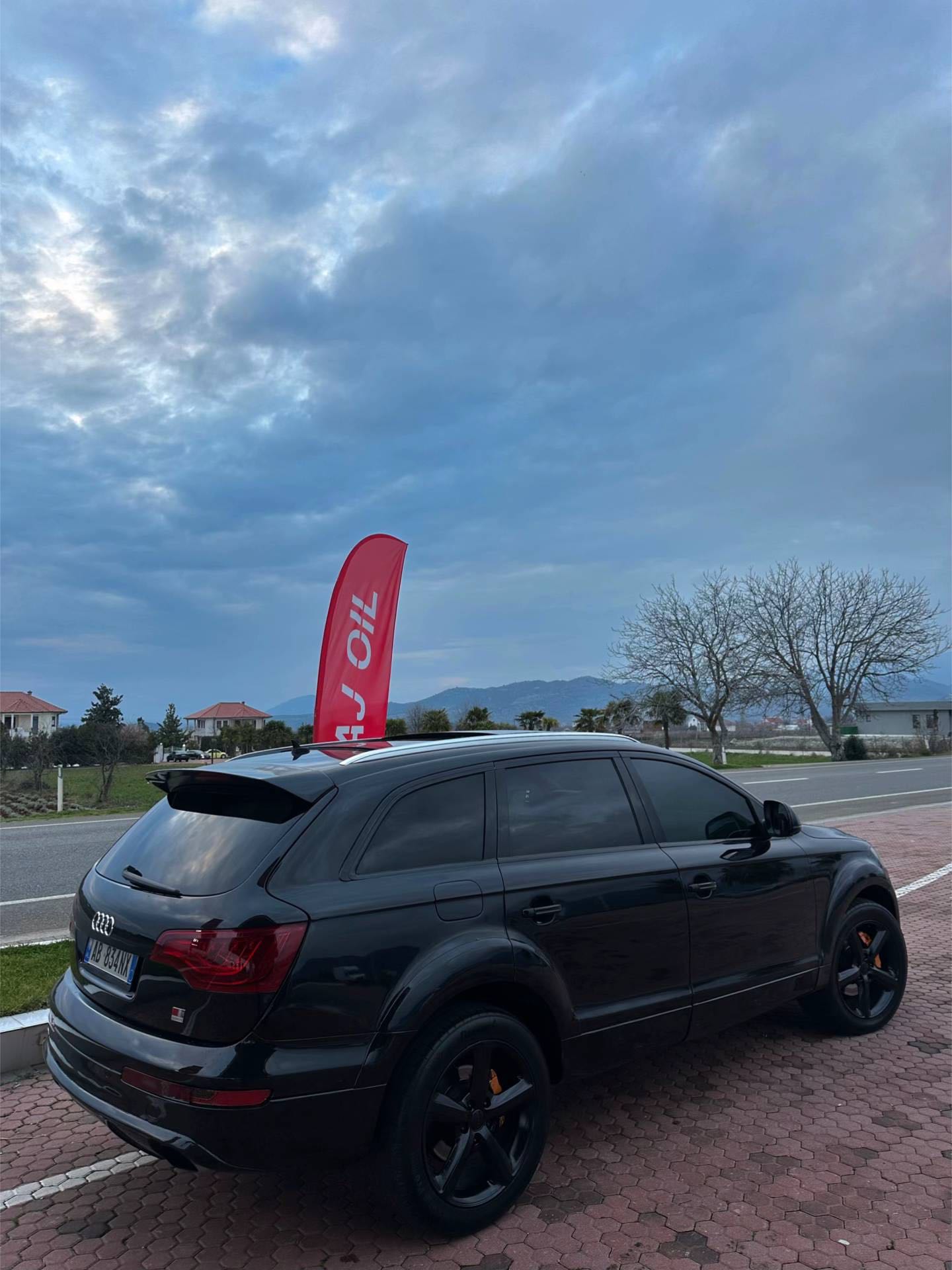 Audi Q7 2013 E Zezë ne Gjirokastër