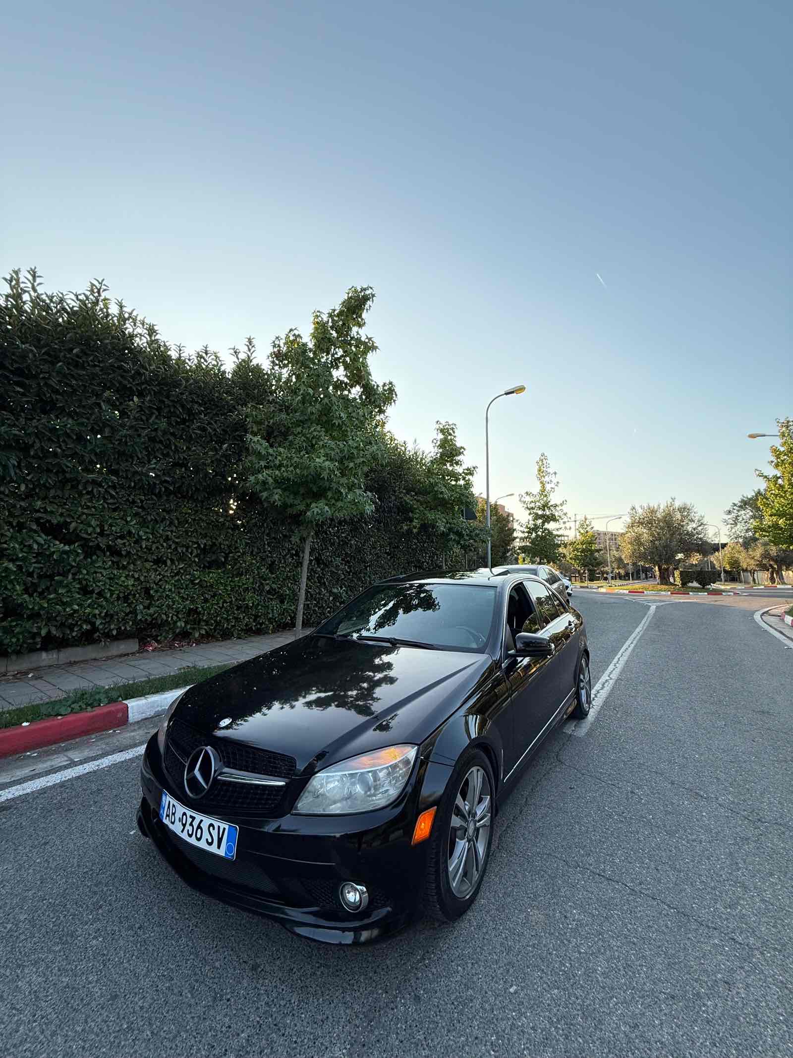 Mercedes-Benz C 300 2010 E Zezë ne Tiranë