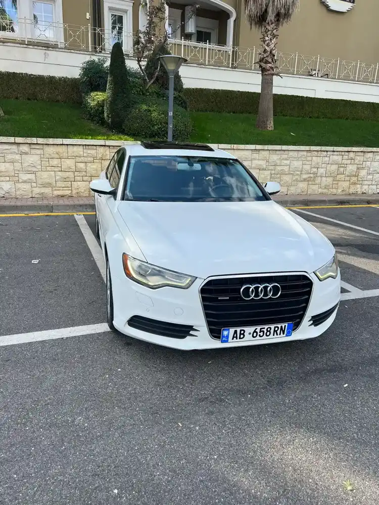 Audi A6 2015 E Bardhë ne Tiranë