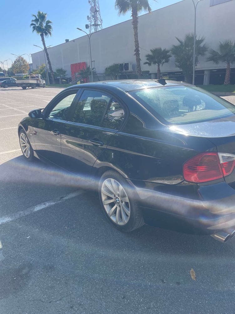 BMW 325 2006 E Zezë ne Tiranë